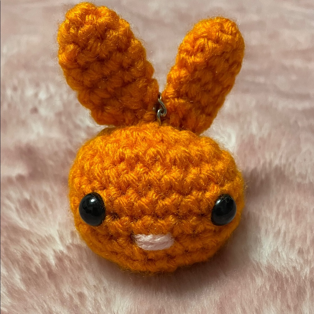 CROCHET MINI MOCHIBUN KEYCHAIN- PUMPKIN
